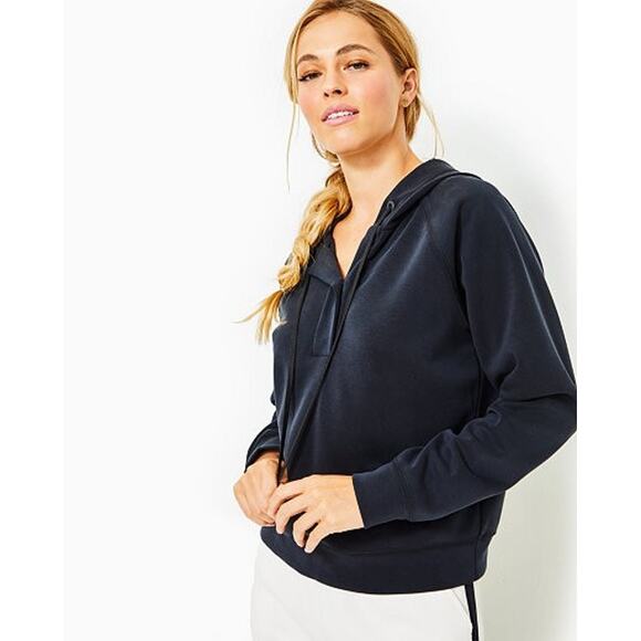 Lilly Pulitzer Upf 50 Kendy Pullover Noir - L - Picture 1 of 5